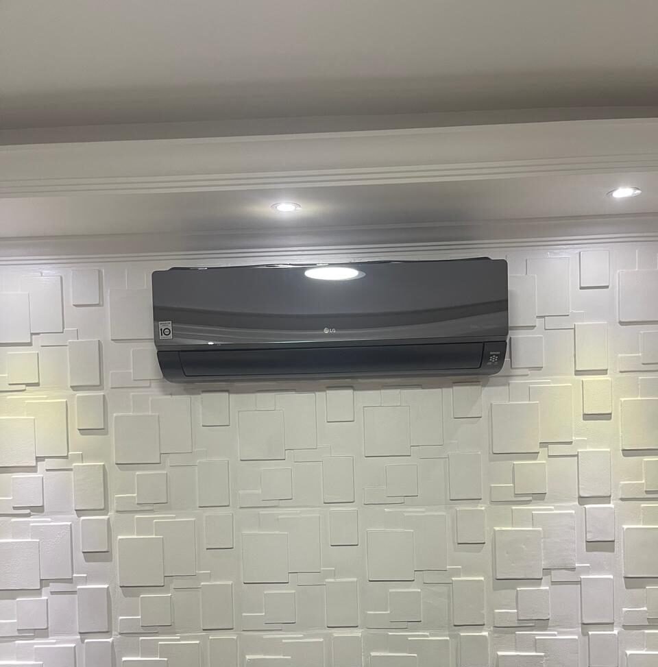 Home 14 8c1dc9a5-1ac3-4d96-9ac3-9db241981a44